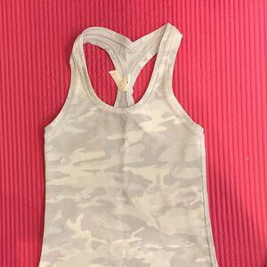 Lululemon Cool Racerback II*Luxtreme